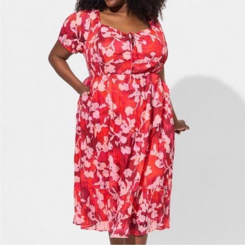 NWT Torrid Midi Cotton Clip Dot Floral Lace Up
Smocked Dress Size 2X